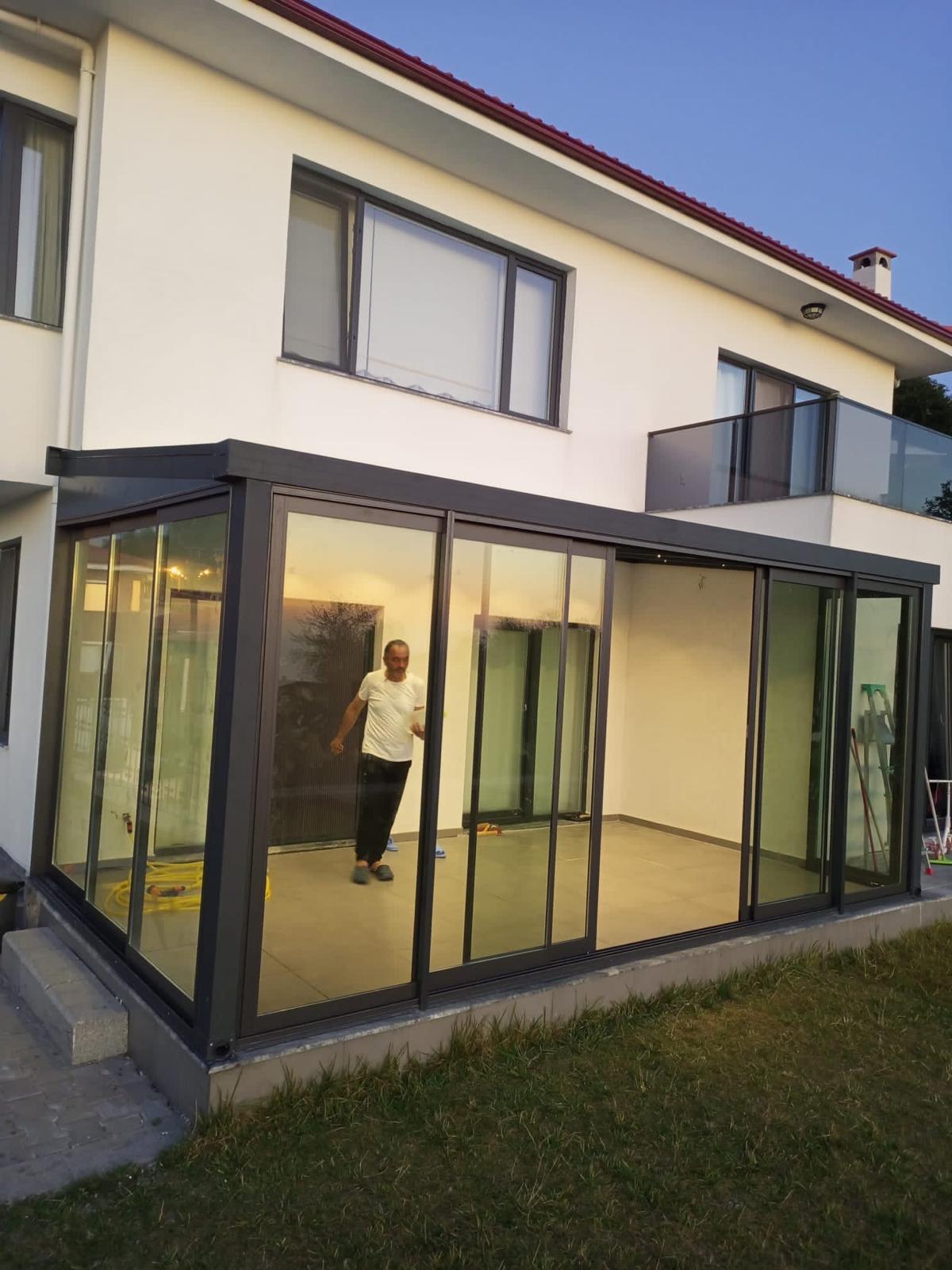 Kış Bahçesi Ve Giyotin 52